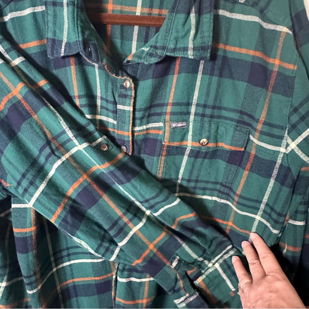 Columbia Green Plaid Button-Up Shirt - Picture 6 of 13